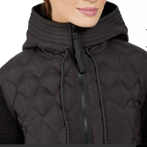 Didricksons Bibi Hooded Fleece Jacket in Black - Picture 4 of 14